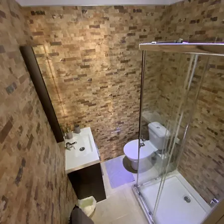 Cuarto Antolin Yellowdoor Ponferrada